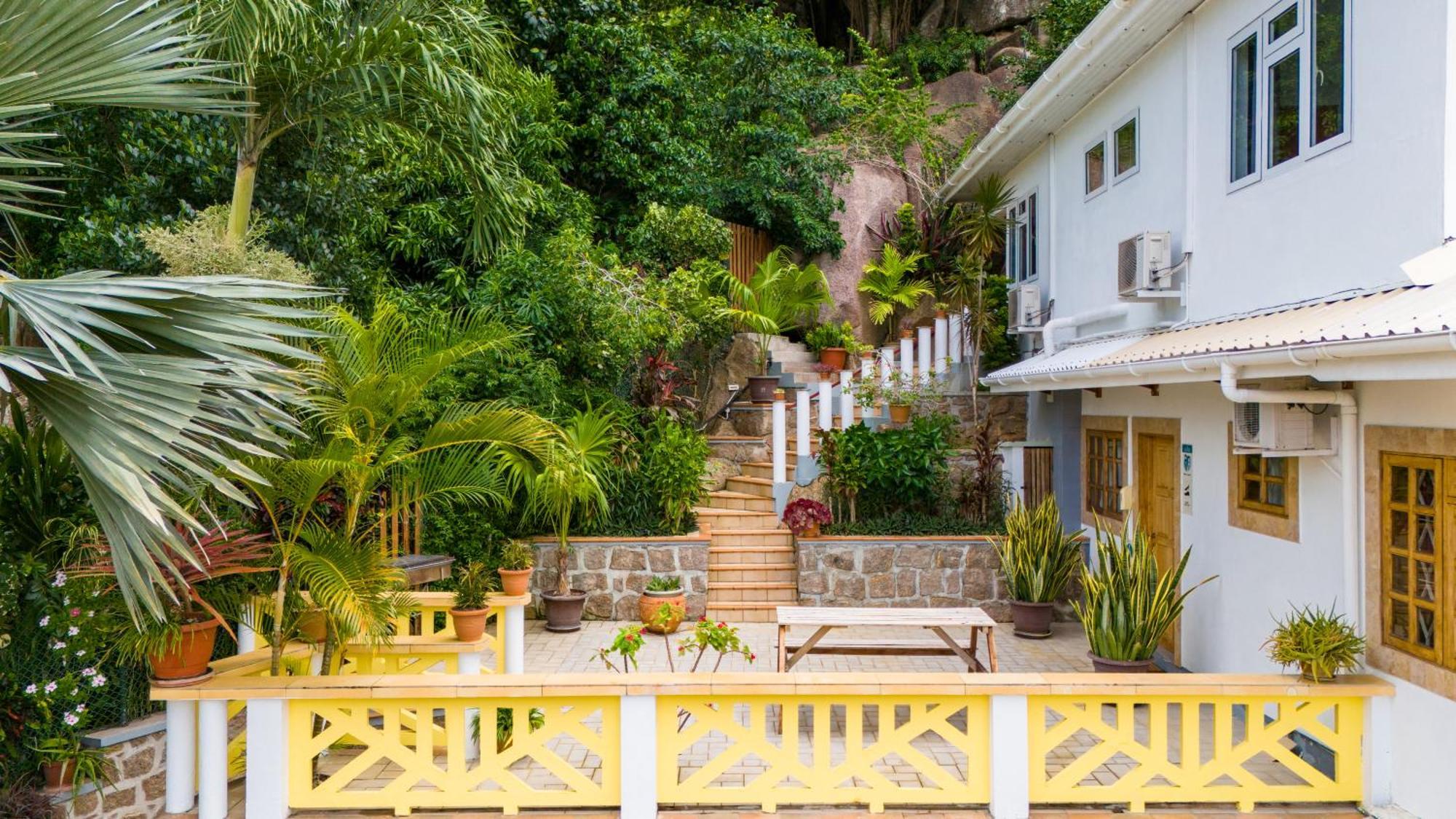 Cavern Apartamentos Baie Sainte Anne Exterior foto