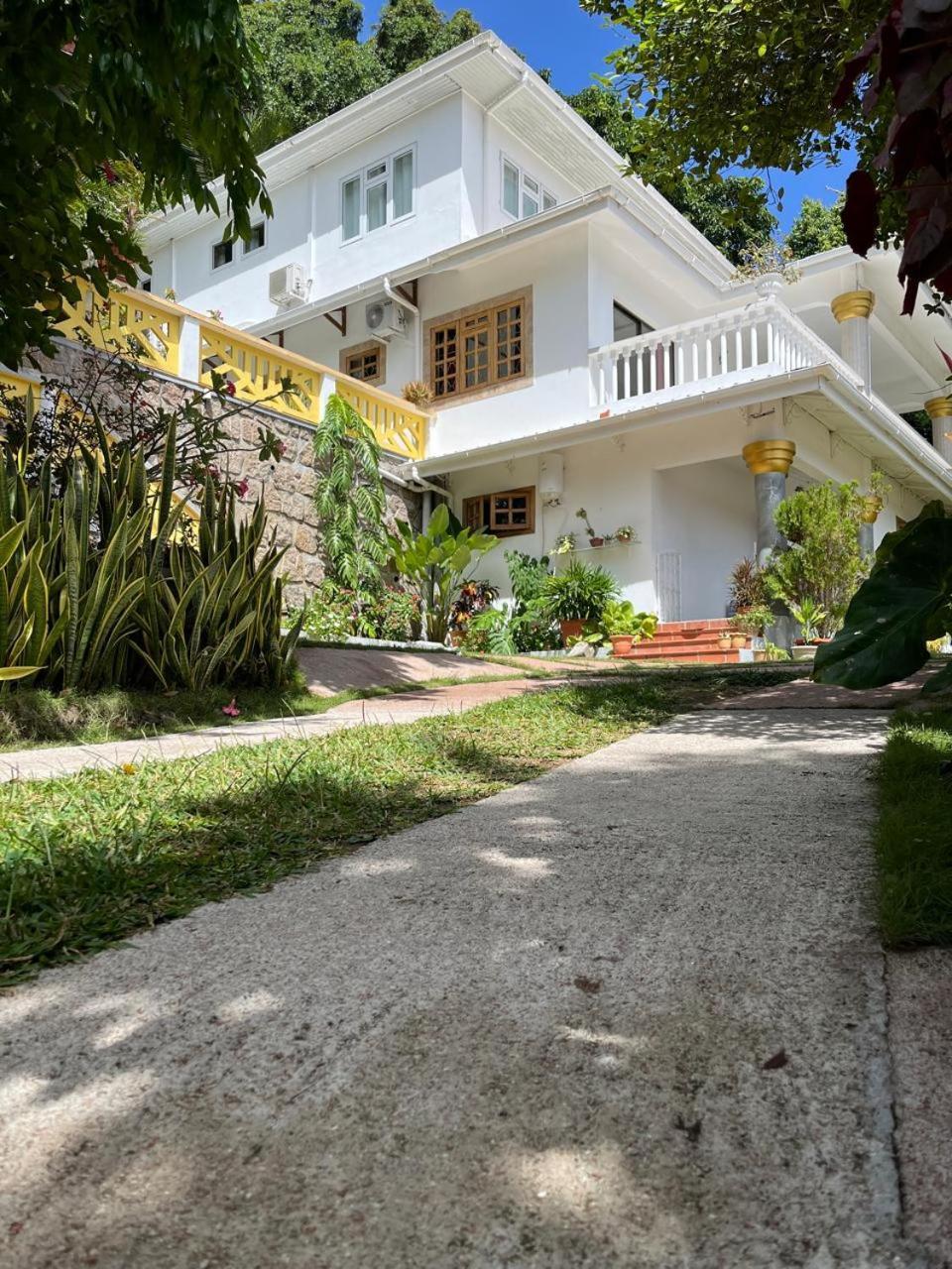 Cavern Apartamentos Baie Sainte Anne Exterior foto
